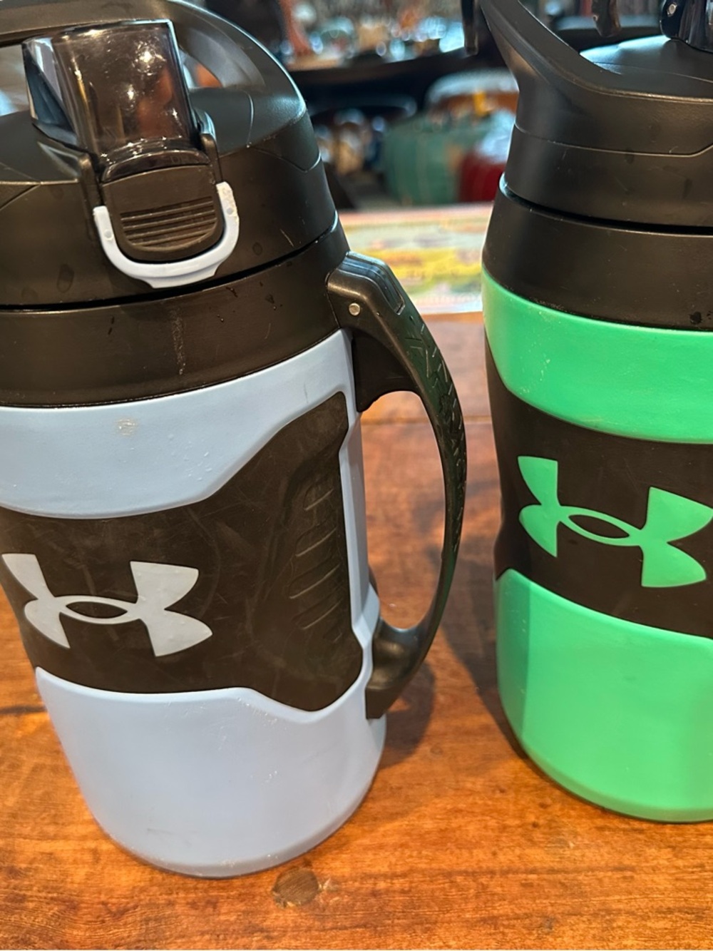 Under Armour Dual-Color Sport Water Bottle - Light Blue & Neon Green 64 Oz size